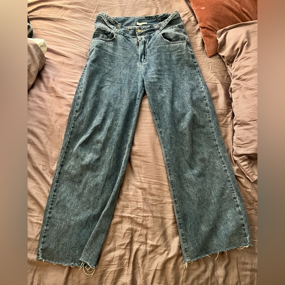 Wide leg jeans